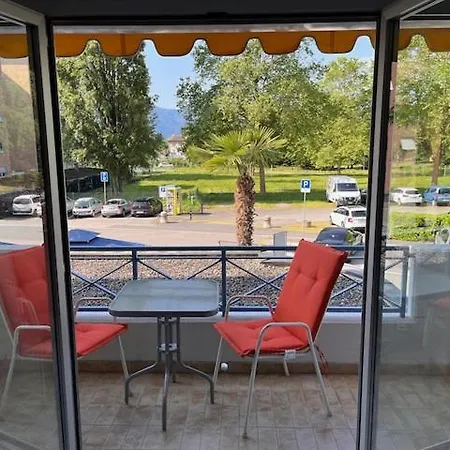Bella Vista